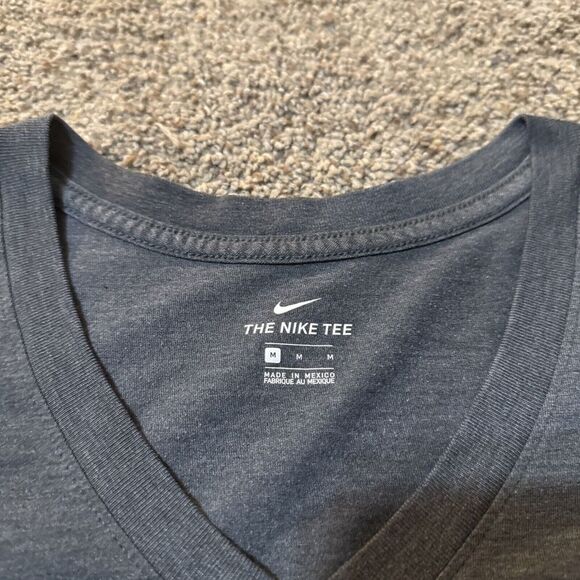 Nike University Of Kentucky Wildcats V Neck Medium Women's T Shirt Kentucky Gray - Picture 2 of 7